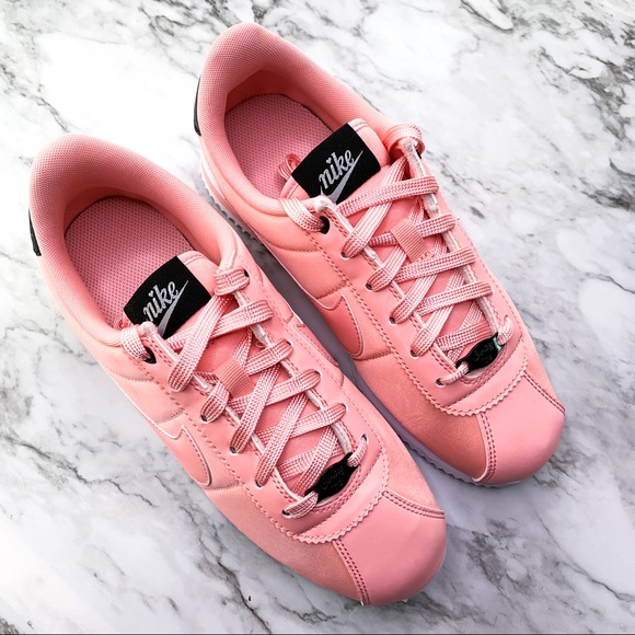 Nike Cortez Pink Coral Silk Valentines Sneaker - Picture 4 of 7